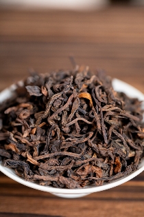 泡好茶的关键第一步:外形四要素详解 想挑到好茶,学会“望茶形”是第一关。