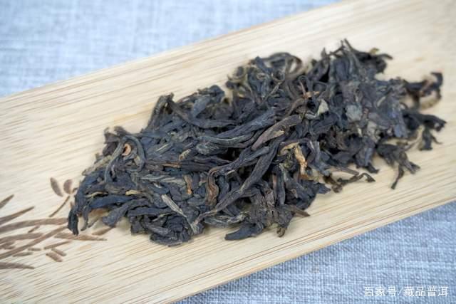 普洱茶冲泡技巧：搭配小碎茶平衡茶汤浓度
