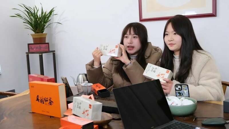非遗技艺赋能丹桂花茶 推动乡村振兴 互联网+丹桂+茶业 探索乡村振兴新赛道